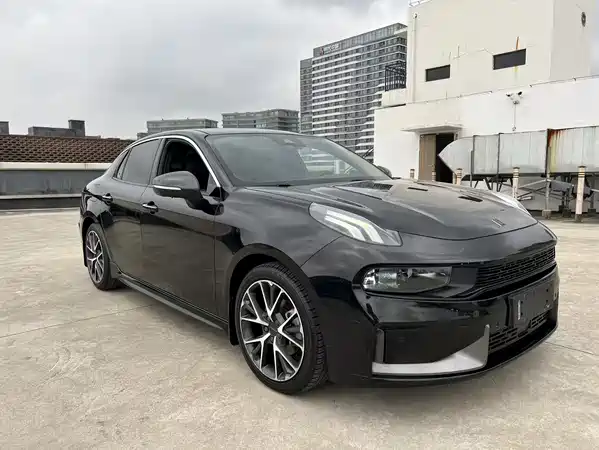Lynk & Co 03 2018