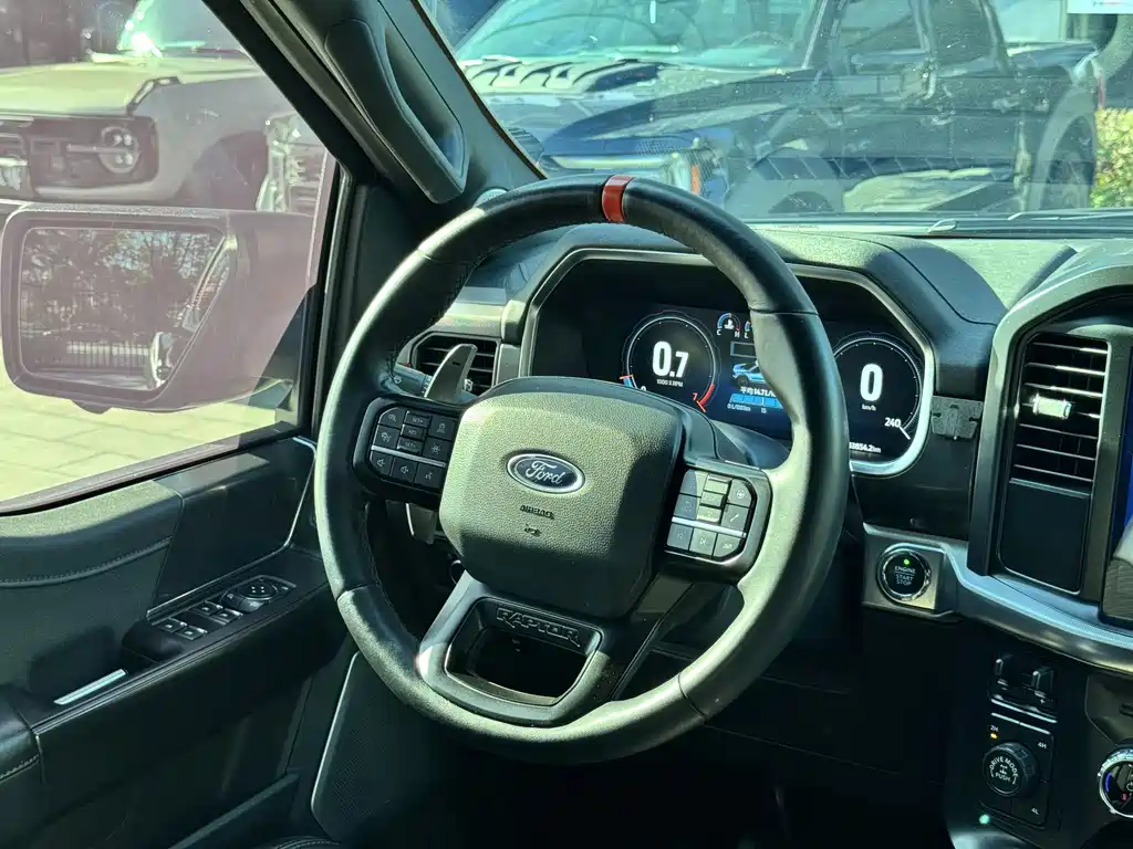Ford F-150 Raptor 2023 — фото 11