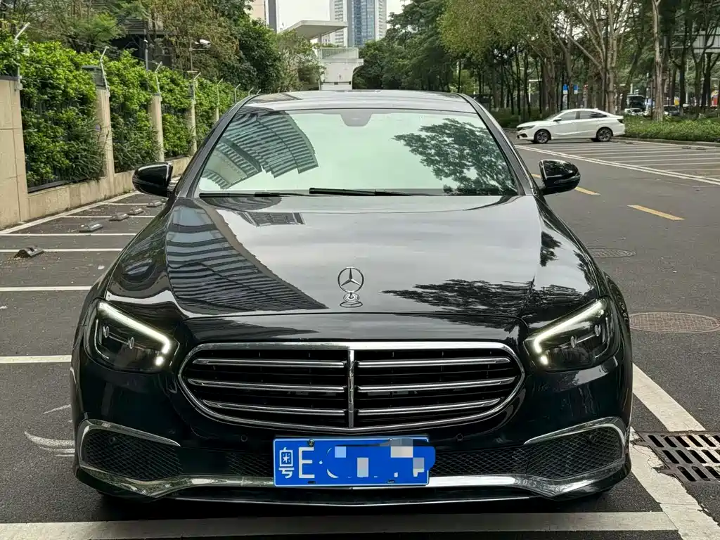 Mercedes-Benz E-Class 2023 — фото 2