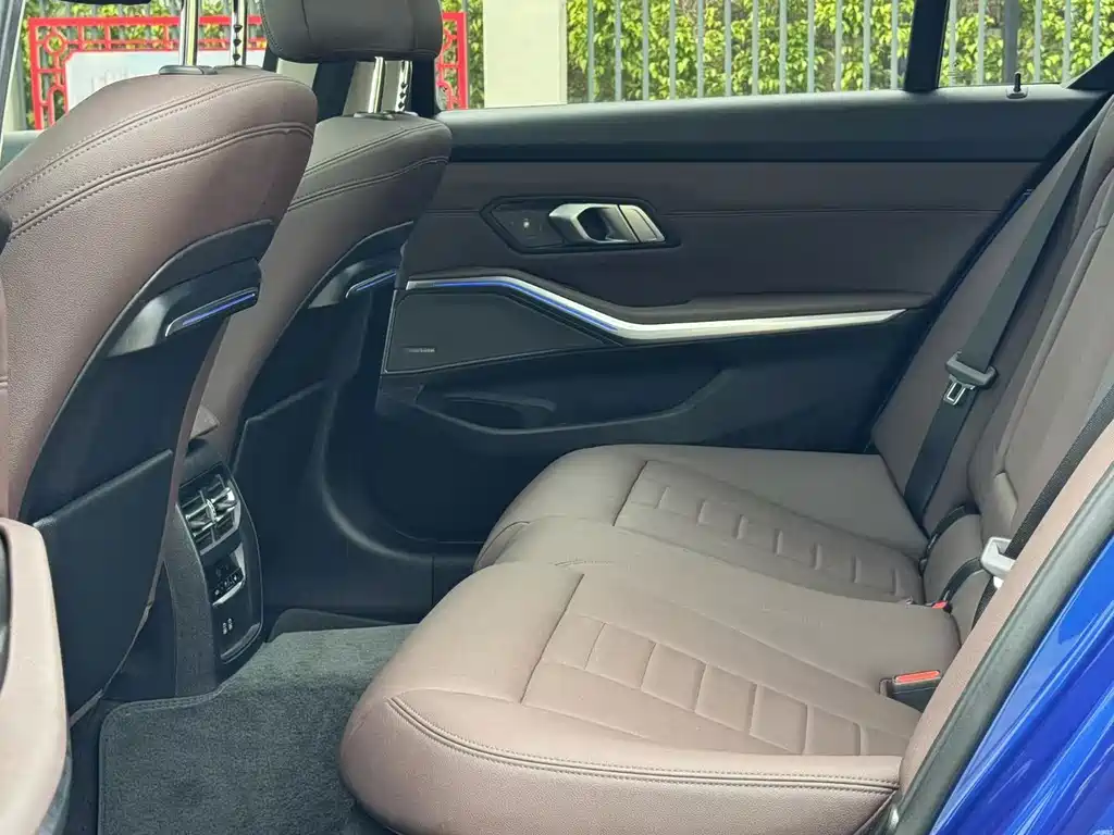 BMW 3 Series 2021
