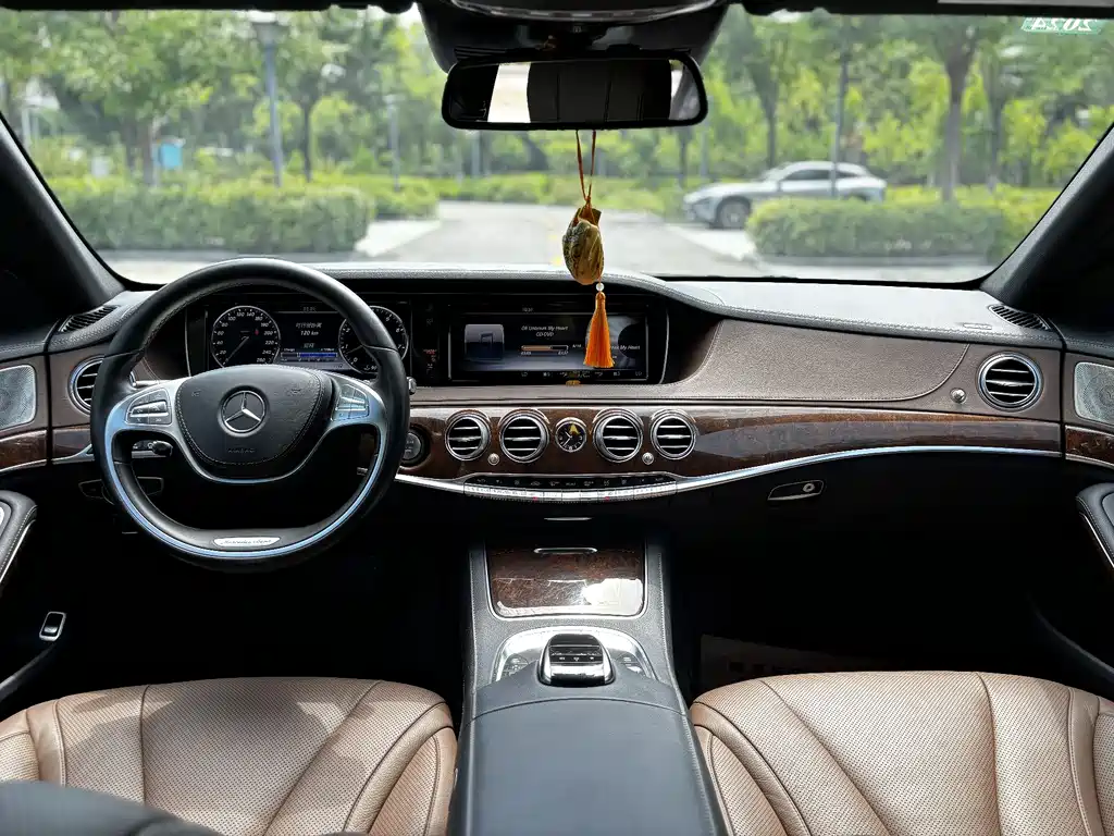 Mercedes-Benz S-Class 2016