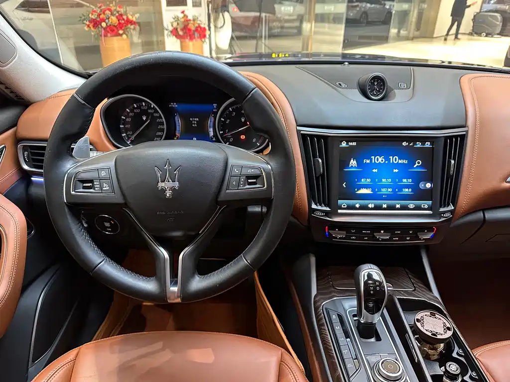 Maserati Levante 2018 — фото 7