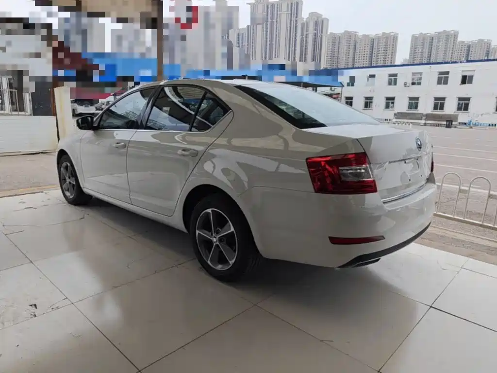 Skoda Octavia 2015