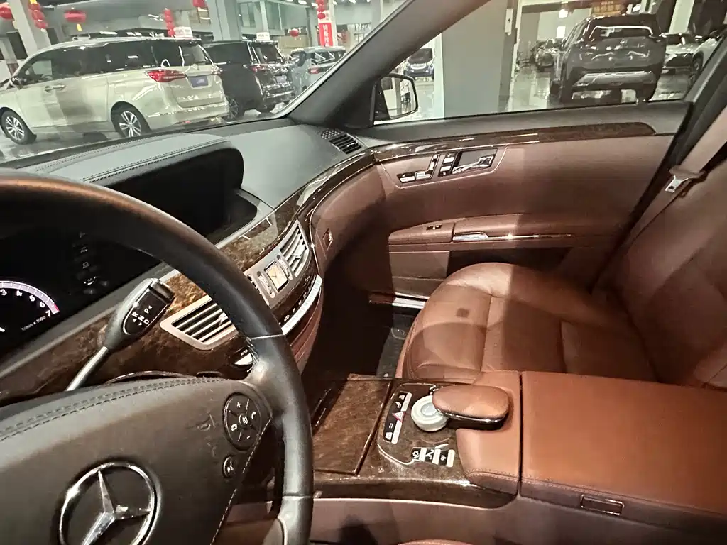 Mercedes-Benz S-Class 2012 — фото 16
