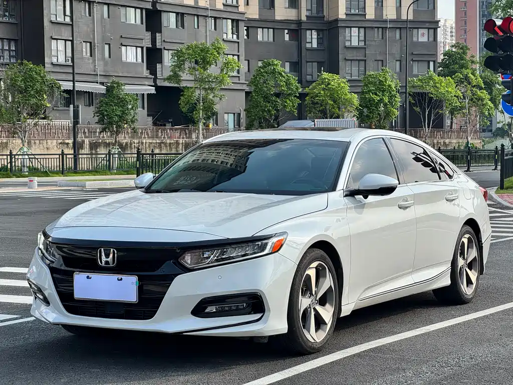 Honda Accord 2019 — фото 3