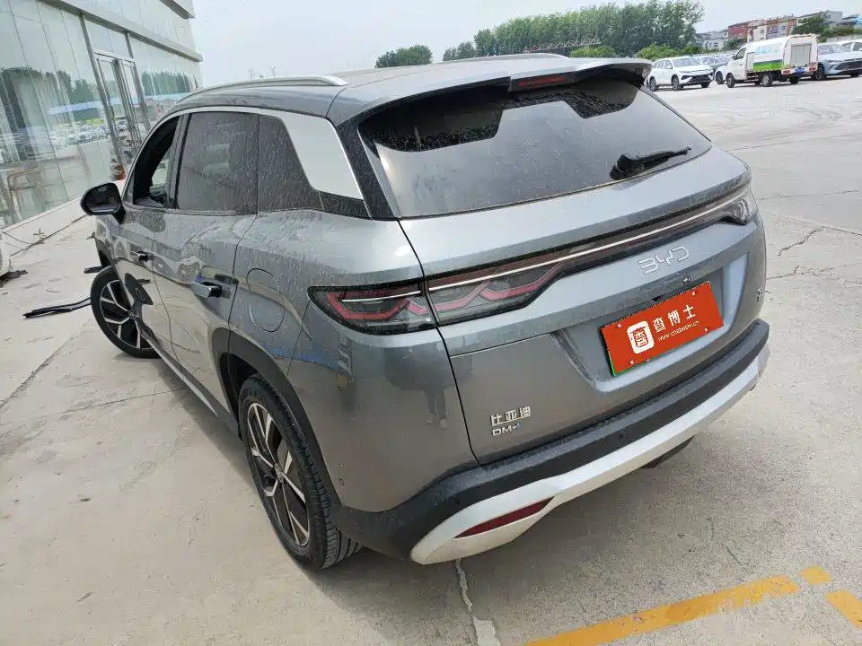 BYD L DM-i 2024 — фото 3