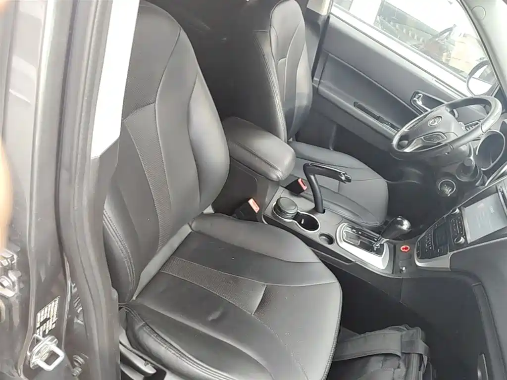 GAC Motor Trumpchi GS5 2014 — фото 25