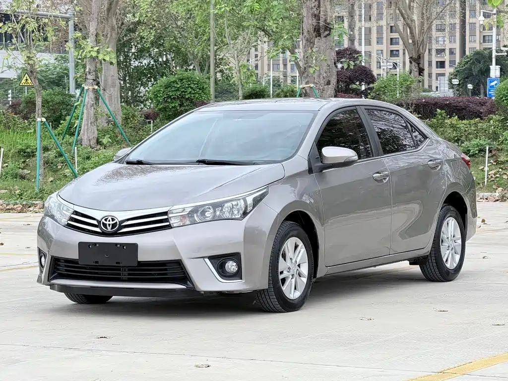 Toyota Corolla 2016 — фото 1