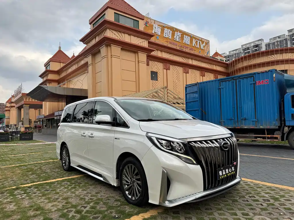 GAC Motor Trumpchi M8 2023 — фото 3