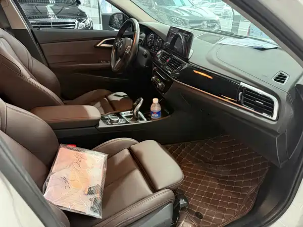 BMW 1 Series 2022