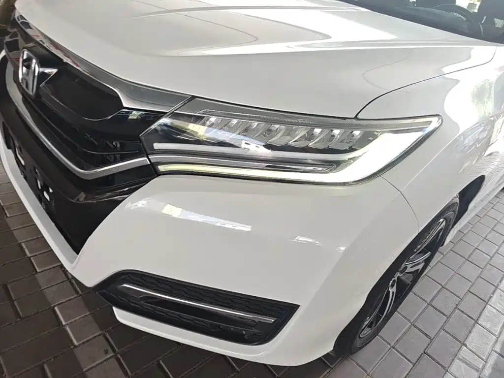 Honda UR-V 2018 — фото 24