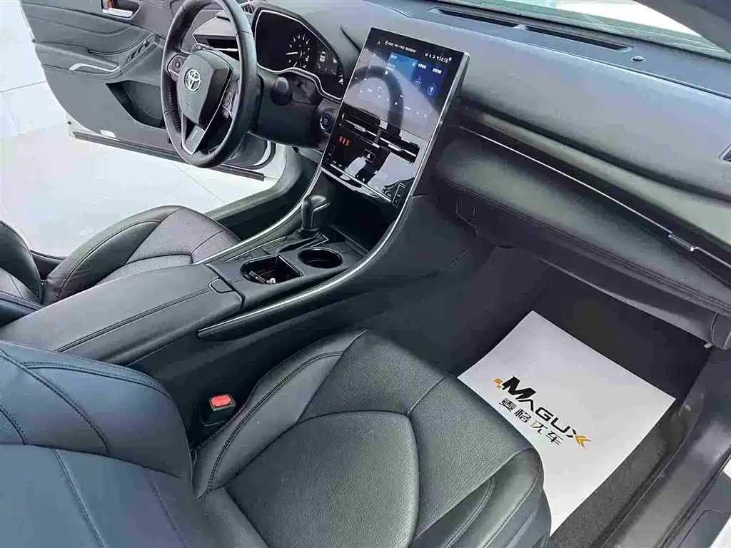 Toyota Avalon 2024 — фото 12