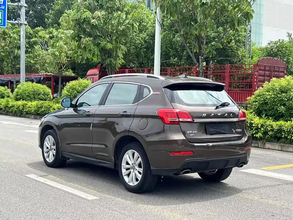 Haval H2 2015 — фото 5