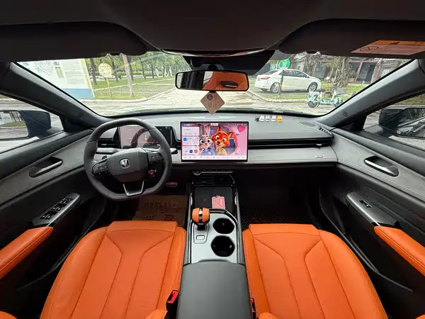 Changan UNI-V 2025