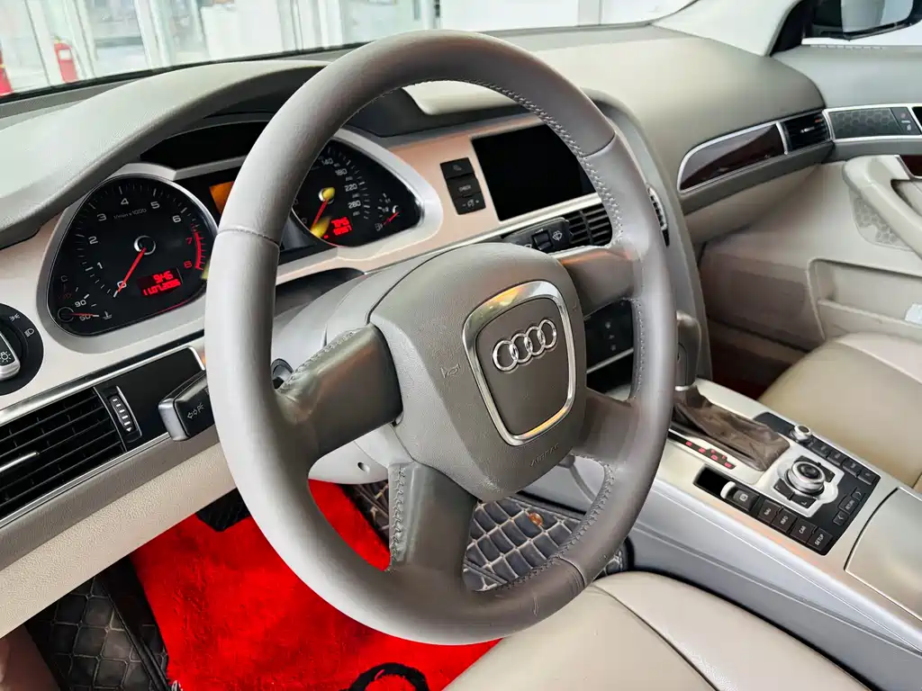 Audi A6L 2012 — фото 10