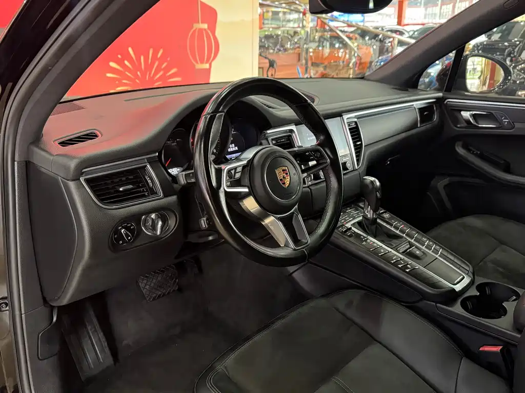 Porsche Macan 2016 — фото 7