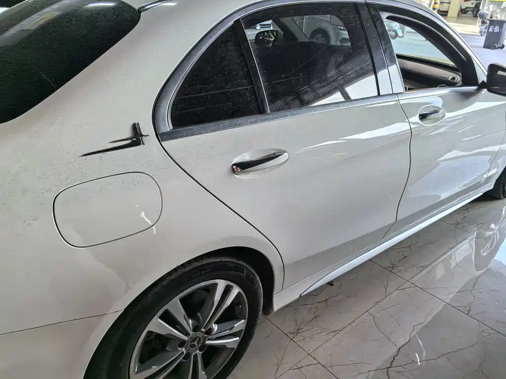 Mercedes-Benz C-Class 2019