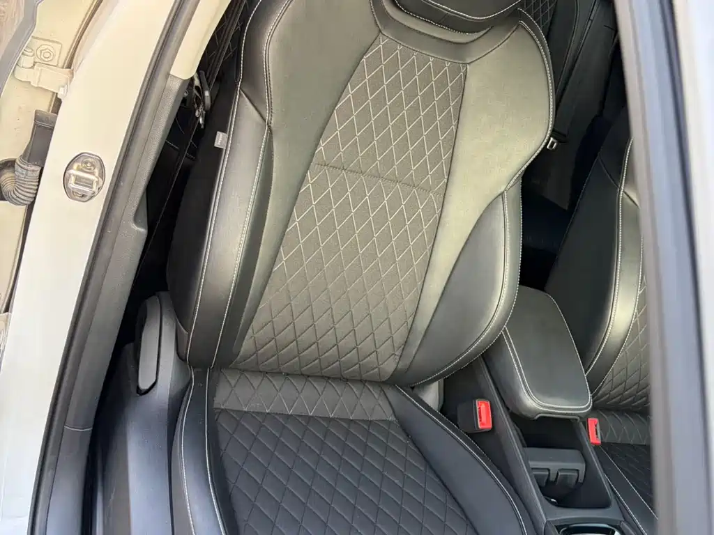 Skoda Karoq 2020 — фото 10