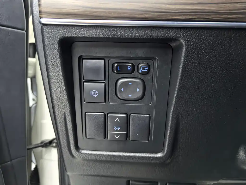 Toyota Prado 2018 — фото 13