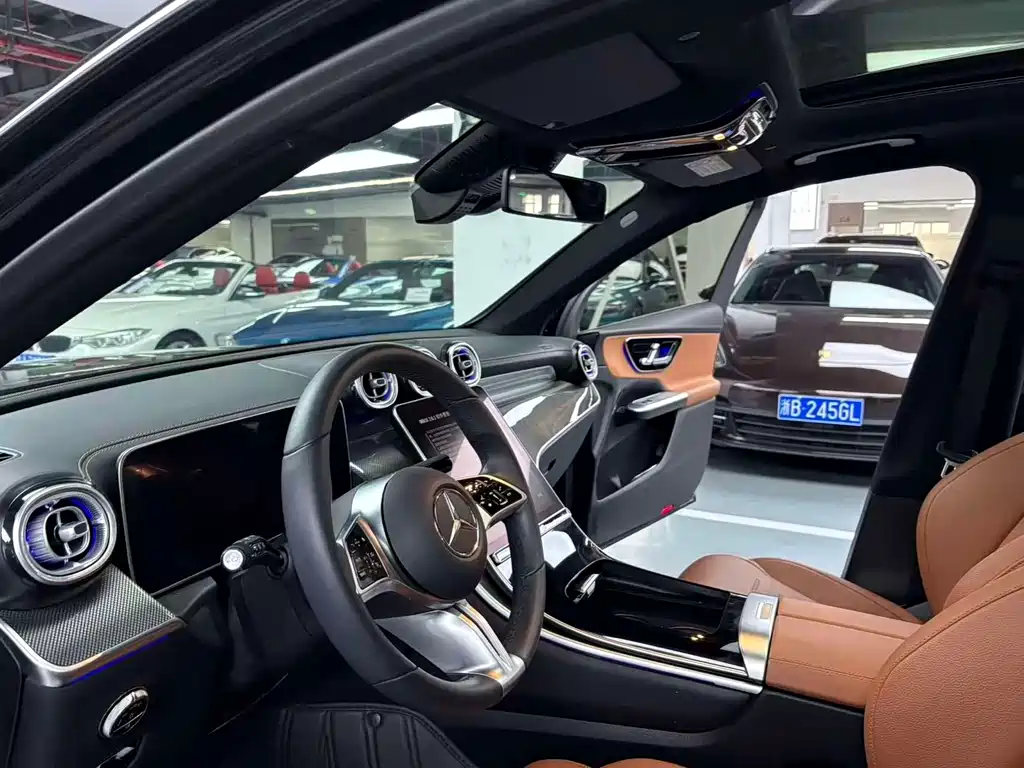 Mercedes-Benz GLC 2024