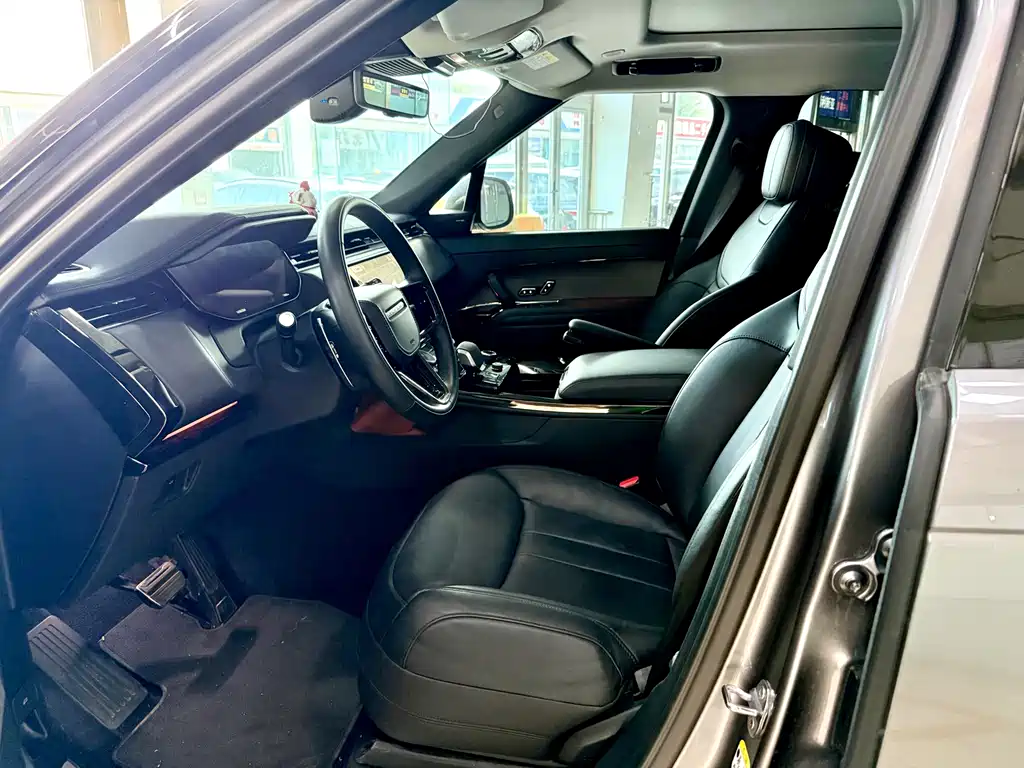 Land Rover Range Rover Sport 2023 — фото 7