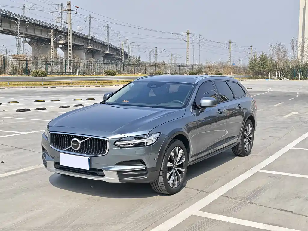 Volvo V90 2017 — фото 1