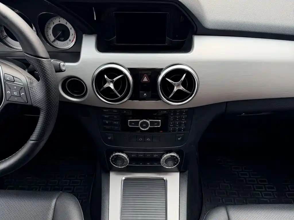 Mercedes-Benz GLK-Class 2014 — фото 16