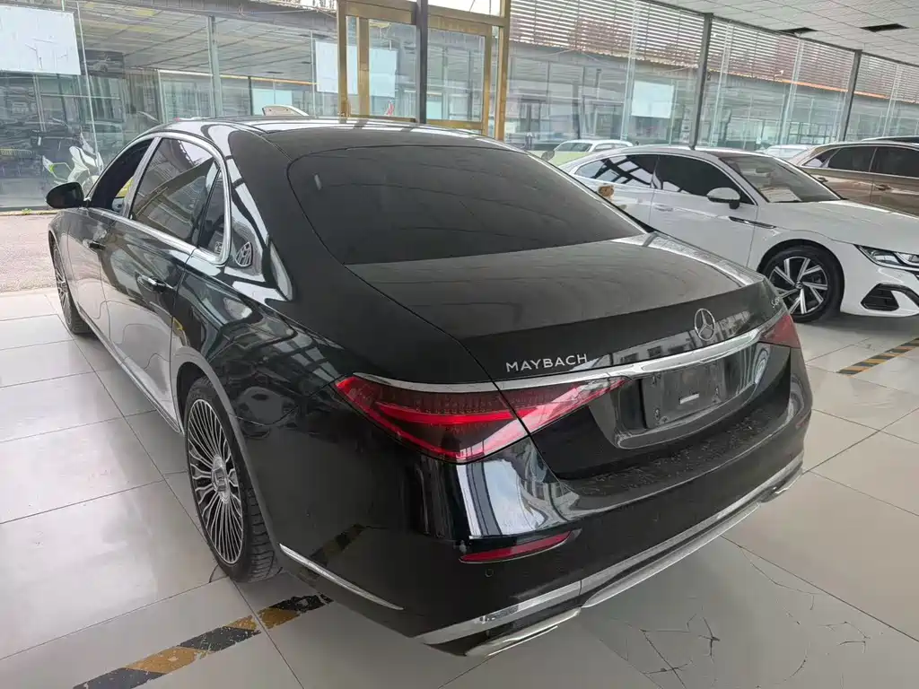 Mercedes-Benz Maybach S-Class 2022 — фото 8