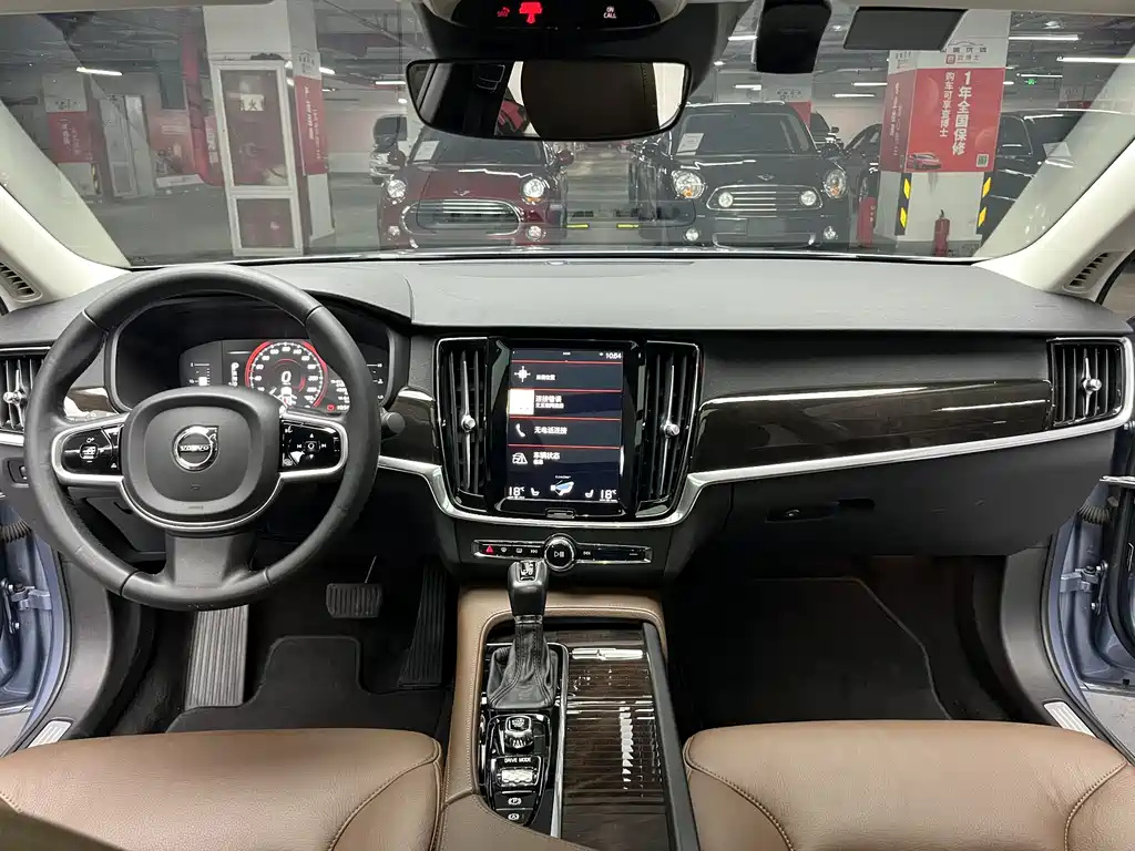 Volvo S90 2018 — фото 23