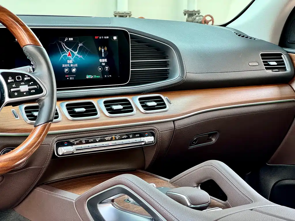 Mercedes-Benz GLS 2021 — фото 12