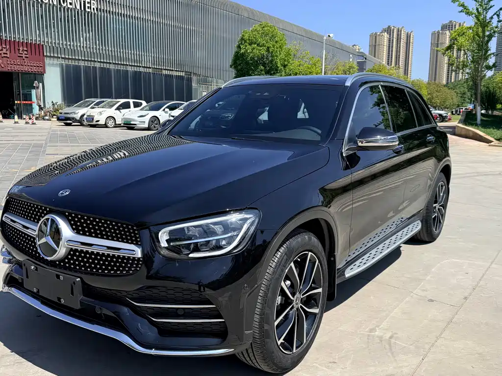 Mercedes-Benz GLC 2021 — фото 1