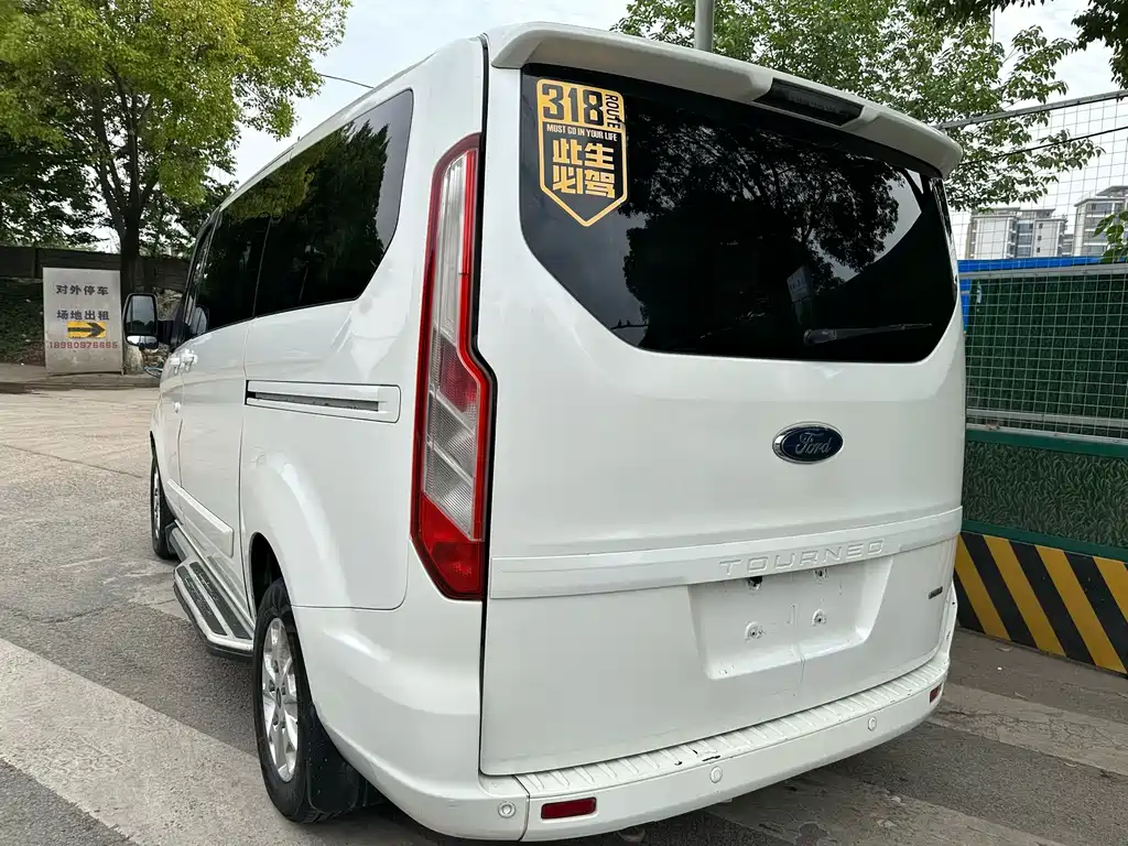 Ford Tourneo 2016 — фото 6