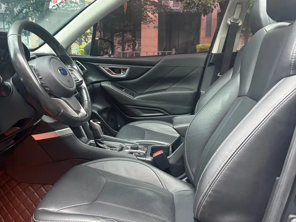 Subaru Forester 2020 — фото 17