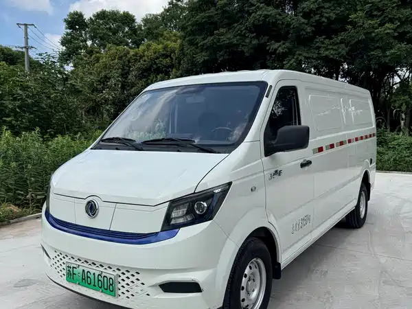 Dongfeng Yufeng EM27 2025