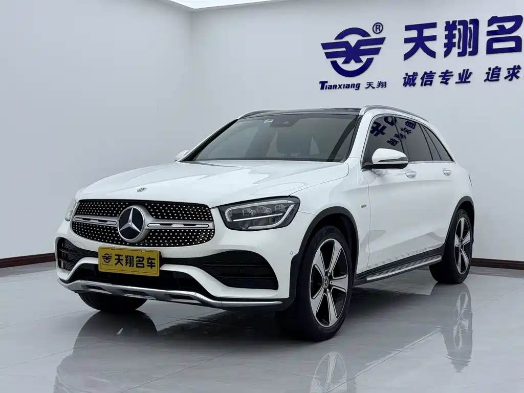 Mercedes-Benz GLC 2022 — фото 1