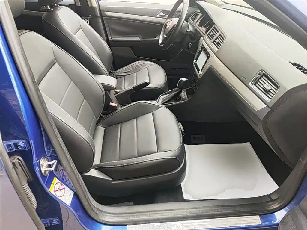 Volkswagen Gran Lavida 2015 — фото 25