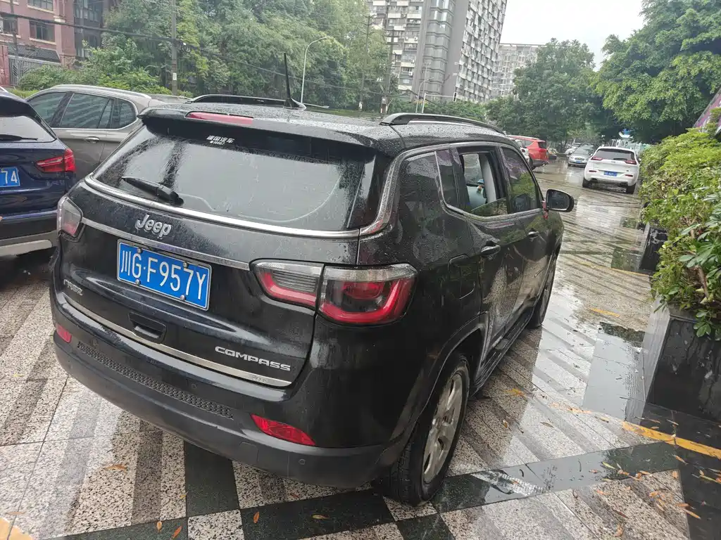 Jeep Compass 2020 — фото 4