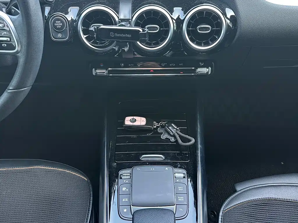 Mercedes-Benz GLA 2021