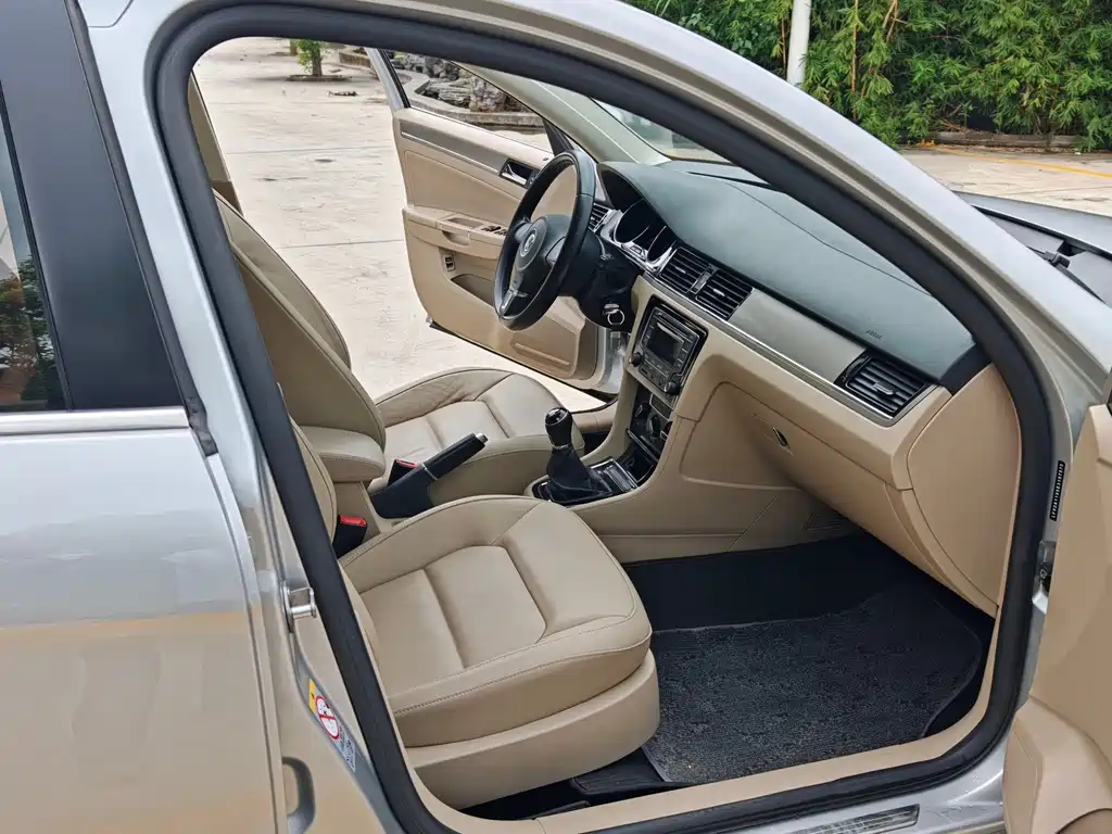 Volkswagen Bora 2014