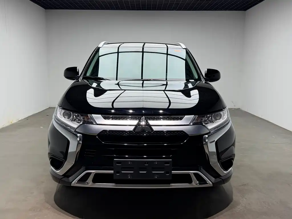 Mitsubishi Outlander 2022