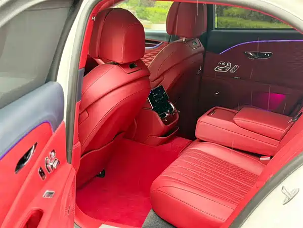 Bentley Flying Spur 2022