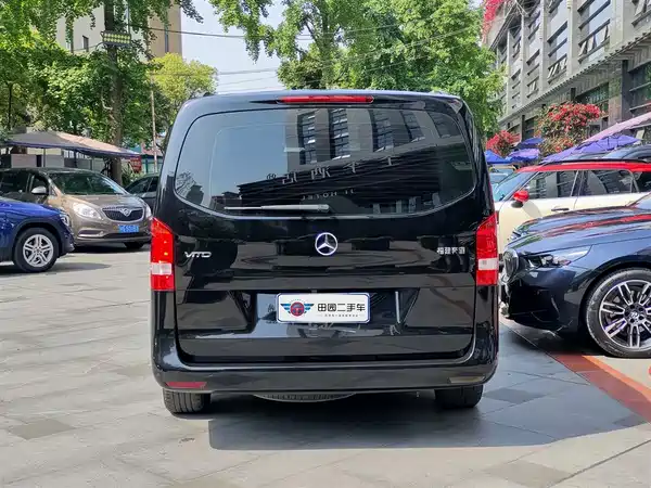 Mercedes-Benz Vito 2023