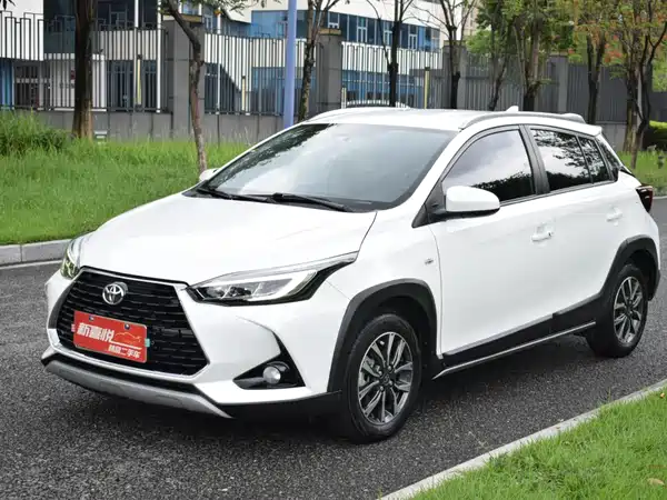 Toyota Yaris L 2022