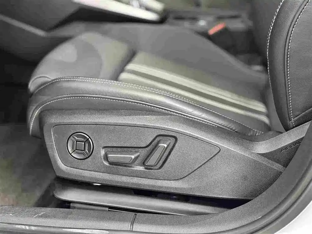 Audi A3 2022 — фото 18