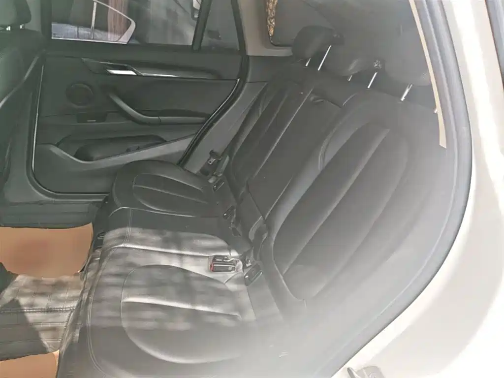 BMW X1 2017 — фото 17