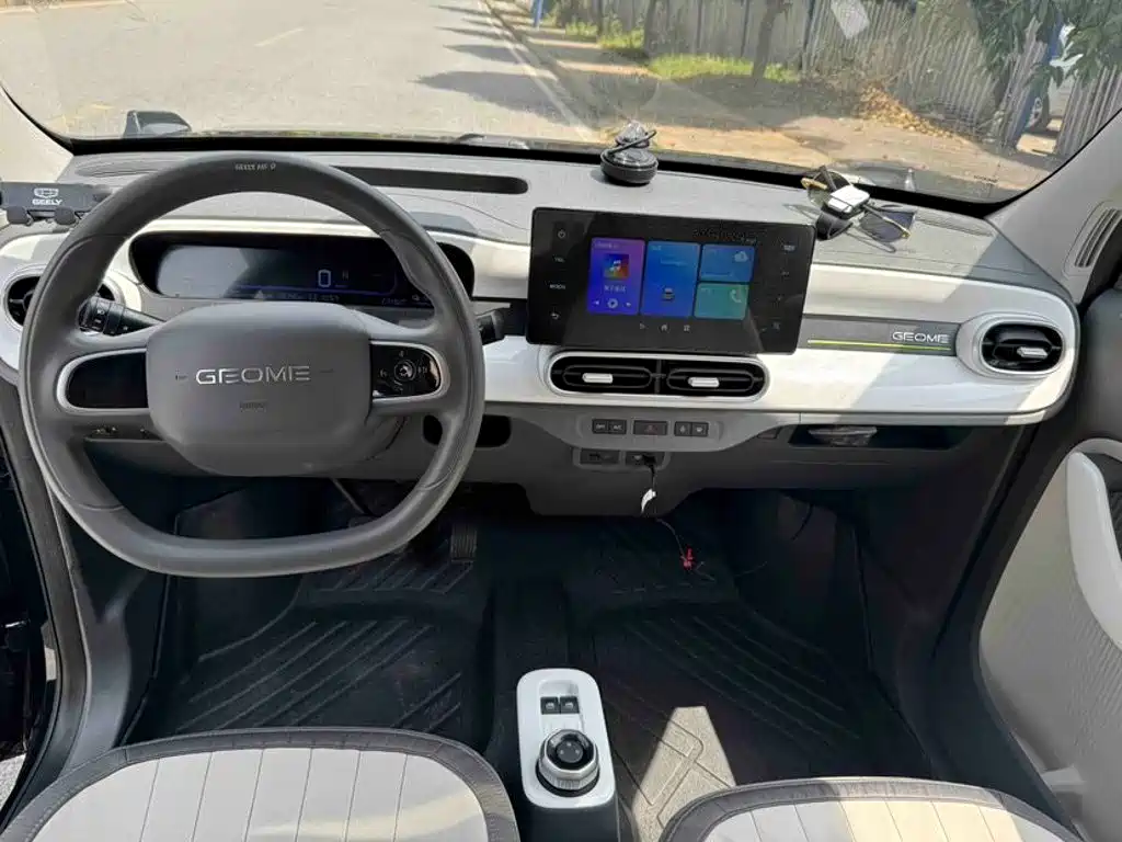 Geely Galaxy Panda 2025