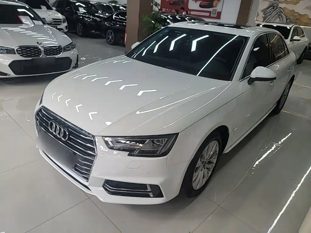 Audi A4L 2019