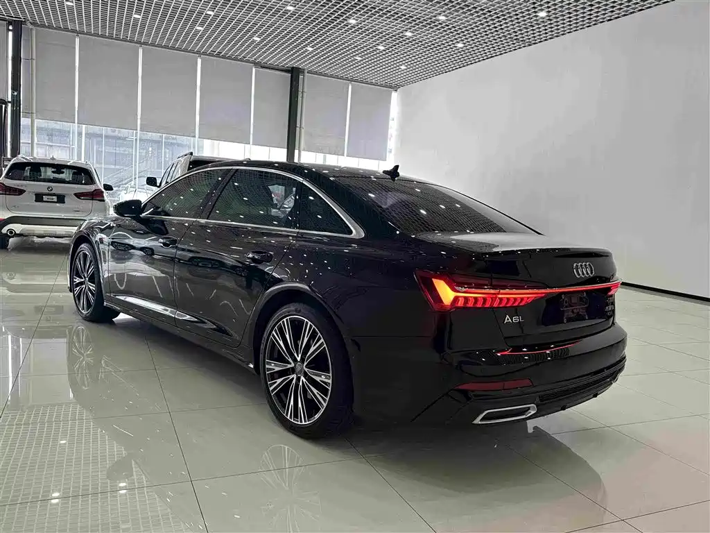 Audi A6L 2020