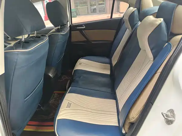 Mazda 3 Xingcheng 2011