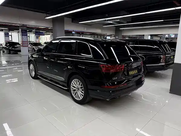 Audi Q7 2017